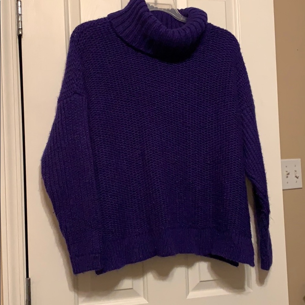 Women’s sweater